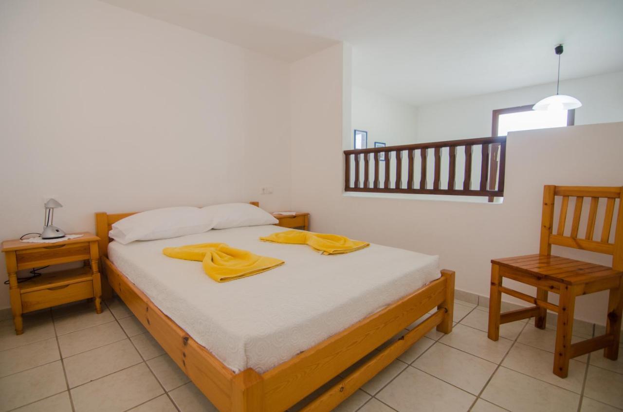 Golden Sun Aparthotel Chora  Exterior photo