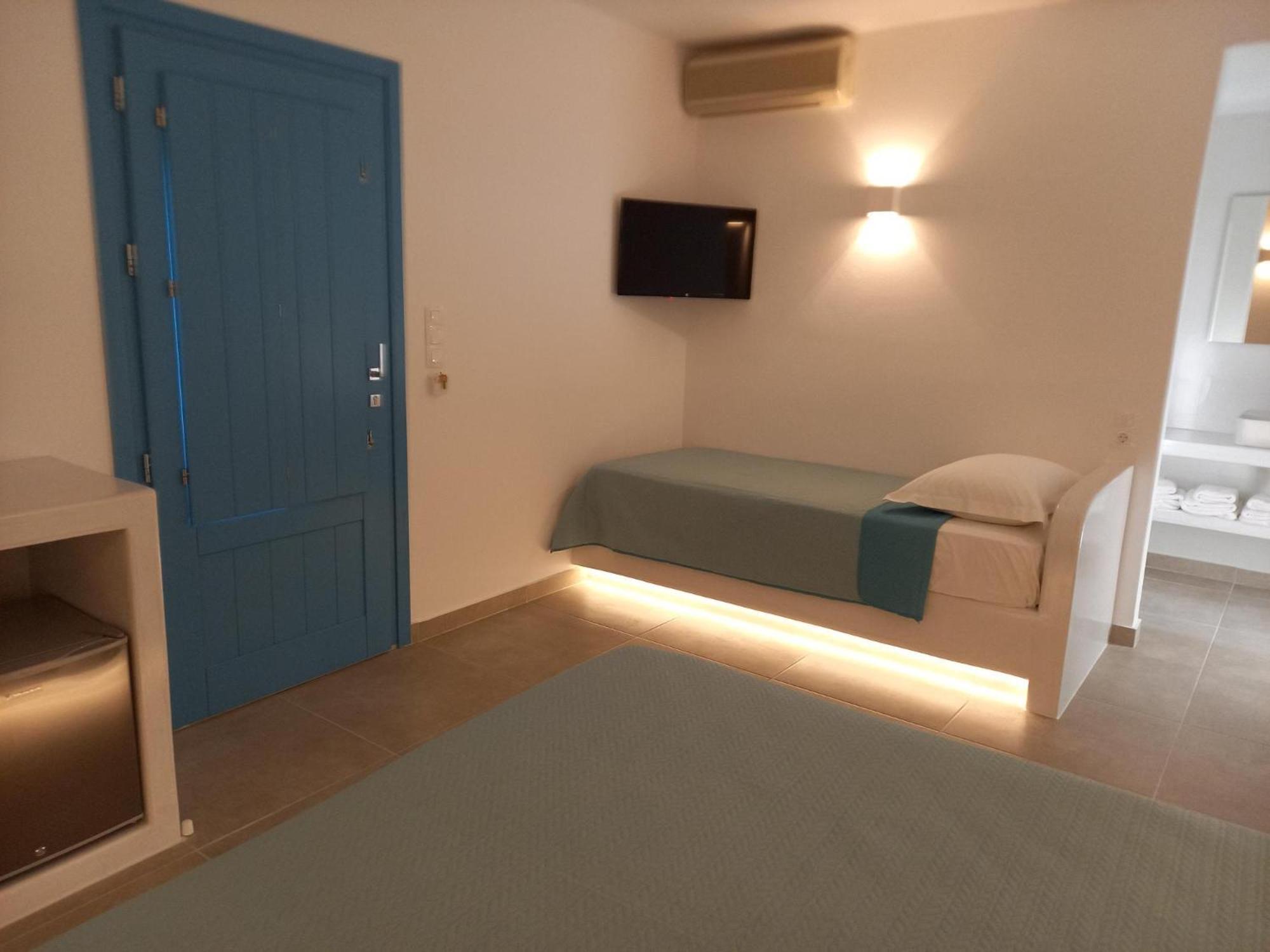 Golden Sun Aparthotel Chora  Exterior photo