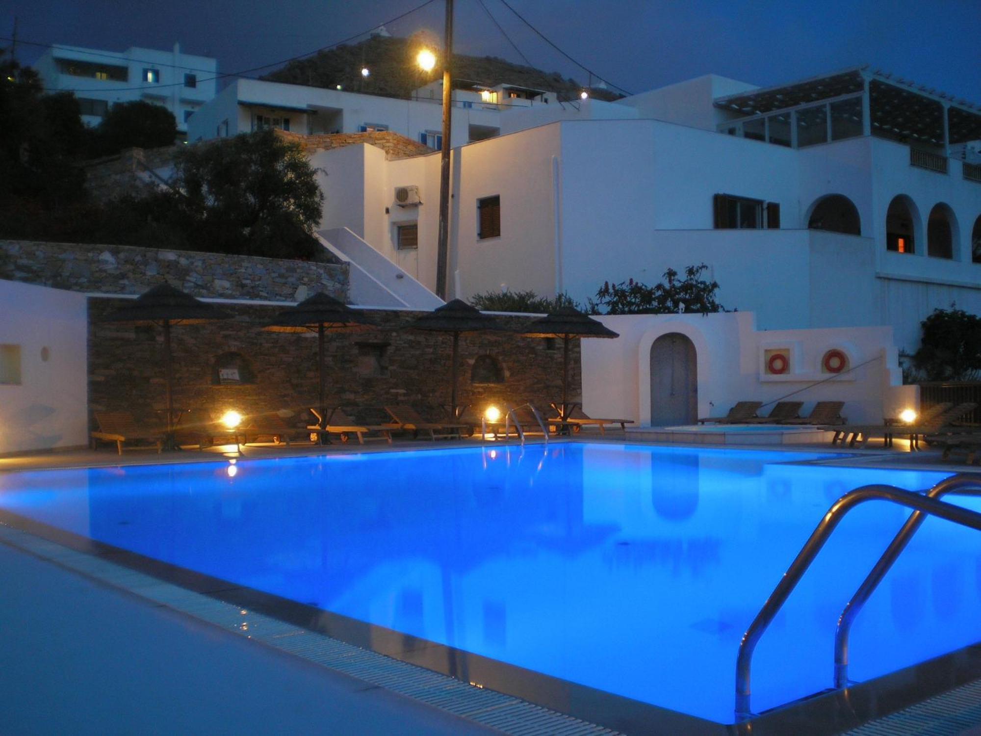Golden Sun Aparthotel Chora  Exterior photo